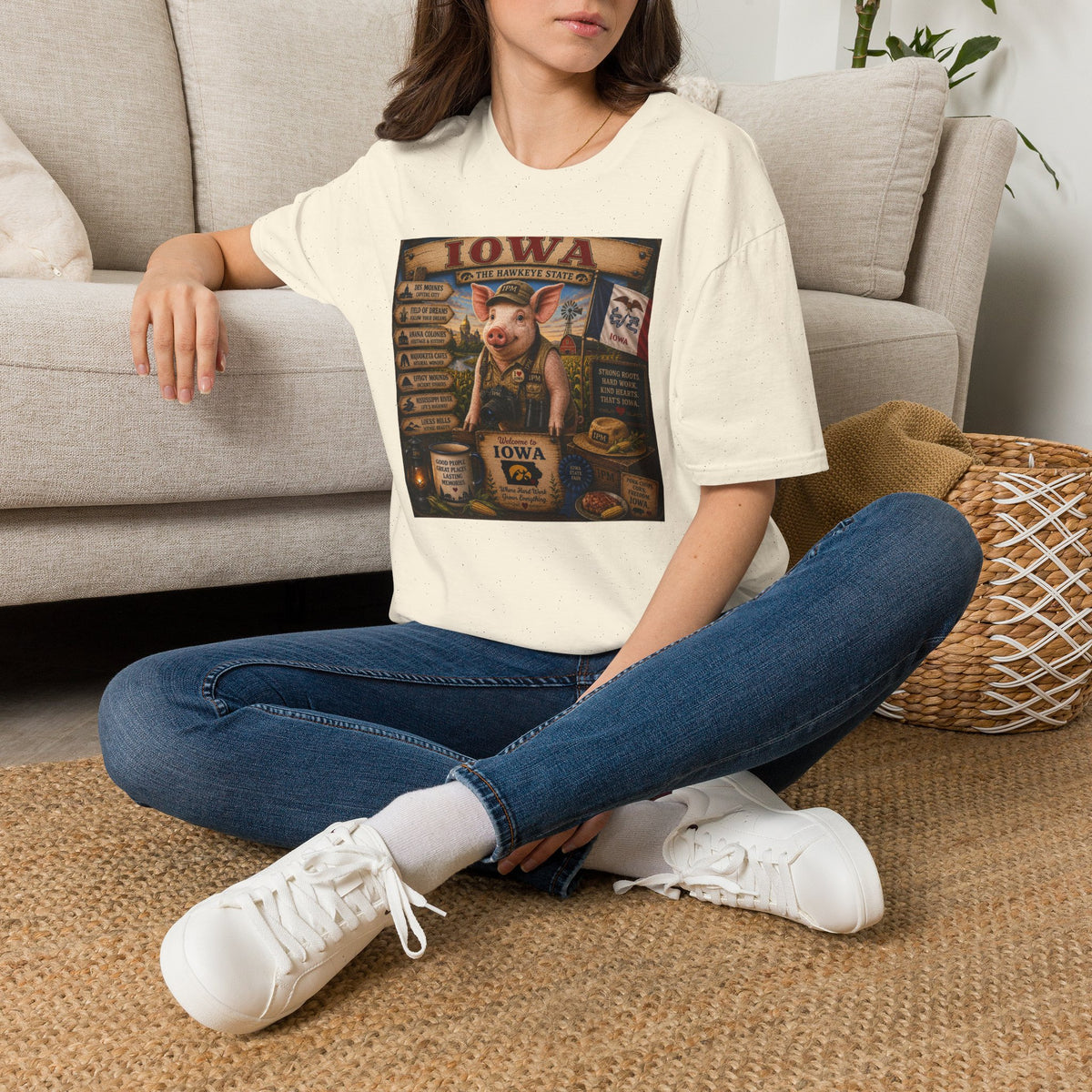 Iowa Pig State Map T-Shirt — Hawkeye State Travel Souvenir Tee