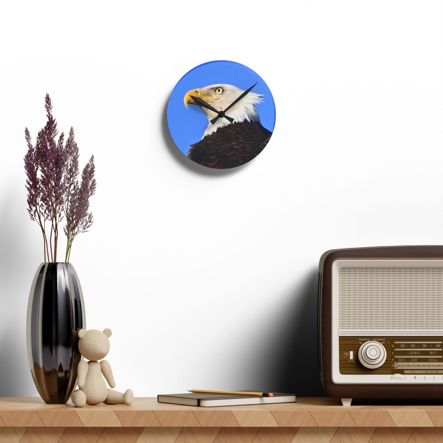 Bald Eagle Acrylic Wall Clock — Patriotic Wildlife Home Decor